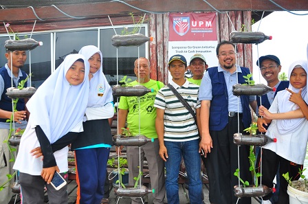 Under this programme, UPM highlights the importance of recycling activity of empty bottles and containers as well as composting fertilizers from waste food